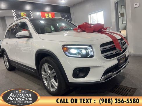 Used 2021 Mercedes-Benz GLB 250 4MATIC image 43