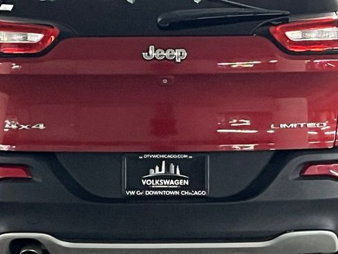 Used 2014 Jeep Cherokee Limited w/ Luxury Group image 33