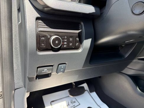 Used 2025 Ford F250 Platinum AWD/4WD image 19