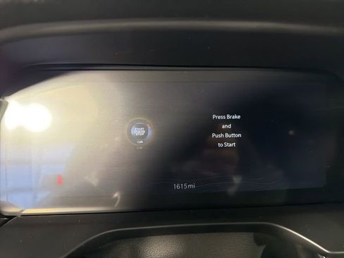 New 2025 Jeep Grand Cherokee Altitude image 14