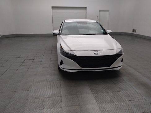 Used 2023 Hyundai Elantra Blue image 14