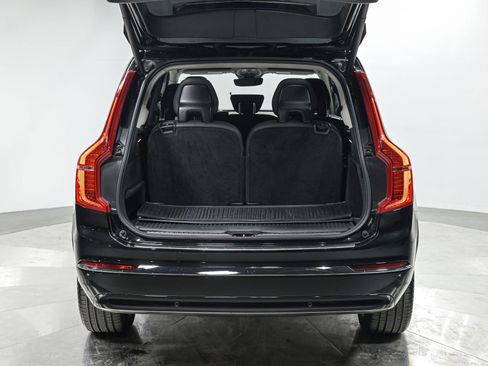 Used 2025 Volvo XC90 B6 Plus w/ Protection Package Premier AWD/4WD image 6