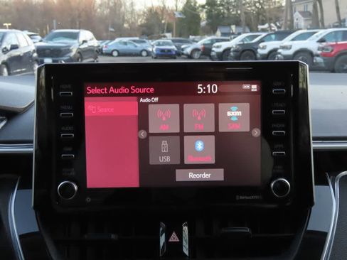 Used 2021 Toyota Corolla LE image 18