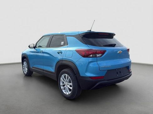 New 2026 Chevrolet TrailBlazer LS w/ LS Convenience Package FWD image 4