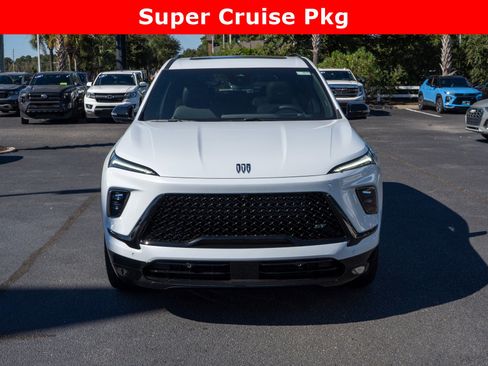 New 2026 Buick Enclave Sport Touring w/ Super Cruise Package image 8