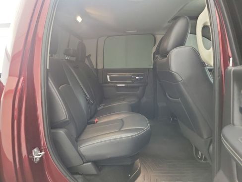 Used 2018 RAM 2500 Laramie w/ Sport Appearance Group image 28
