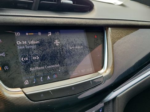 Used 2021 Cadillac XT6 Sport w/ Platinum Package AWD/4WD image 32