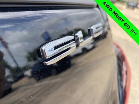 Used 2024 GMC Terrain SLE image 31