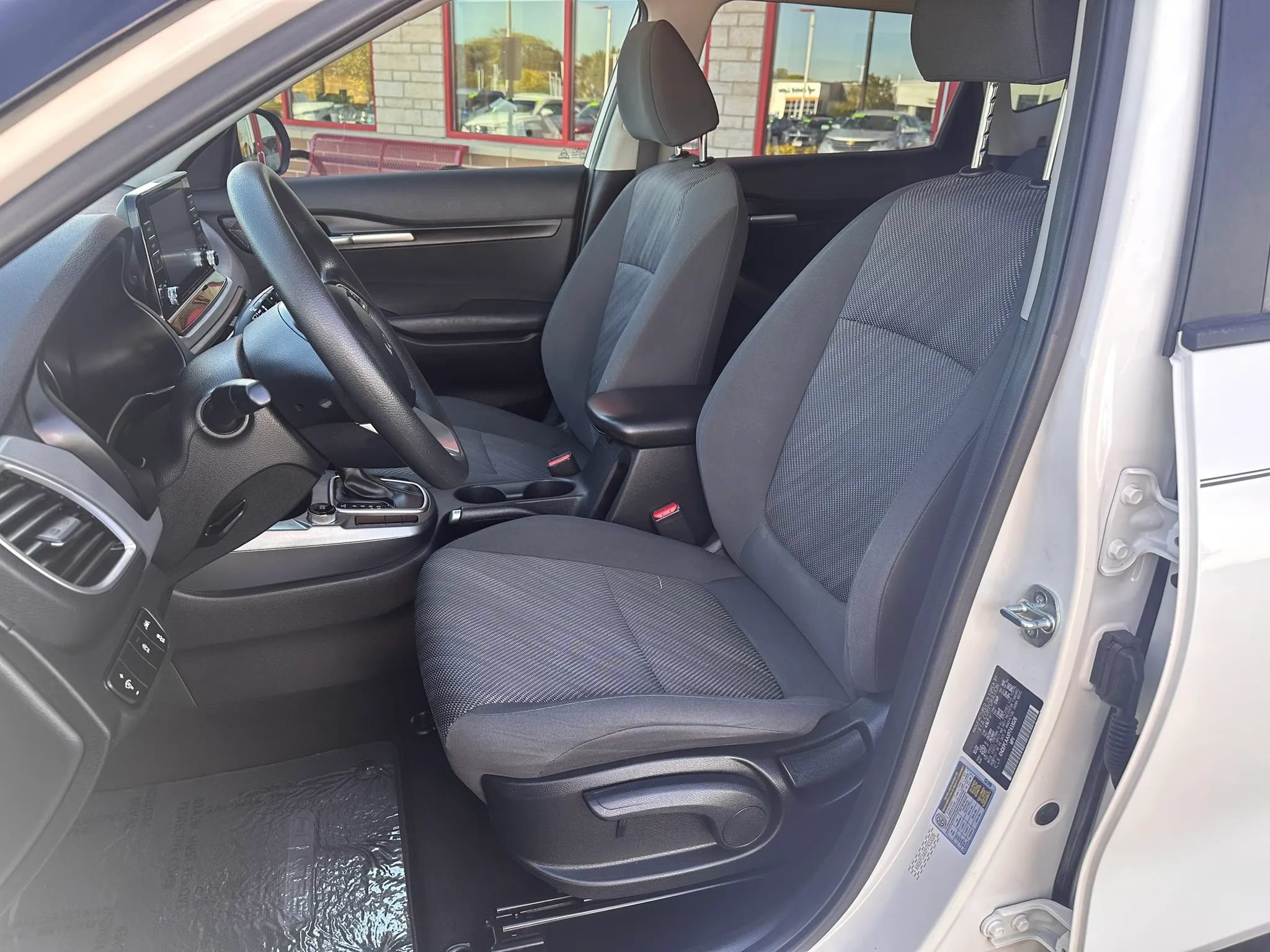 Used 2023 Kia Seltos LX AWD/4WD image 10