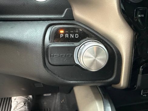 Used 2022 RAM 1500 Laramie RWD image 15
