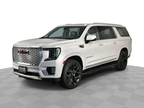 Used 2023 GMC Yukon XL Denali AWD/4WD image 1