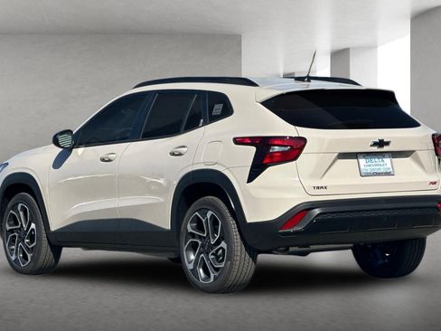 New 2026 Chevrolet Trax RS w/ Driver Confidence Package image 6