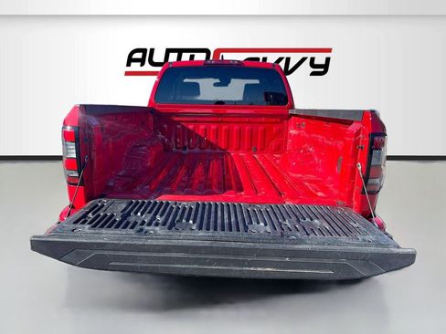Used 2024 Nissan Frontier SV w/ Technology Package RWD image 24