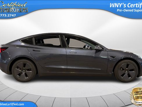 Used 2023 Tesla Model 3 Standard Range RWD image 4
