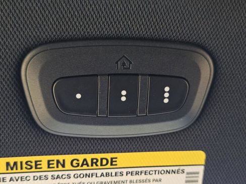 New 2026 Chrysler Pacifica Select image 19