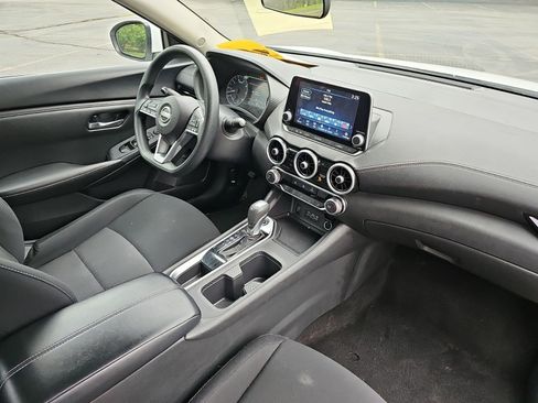 Used 2024 Nissan Sentra SV FWD image 13