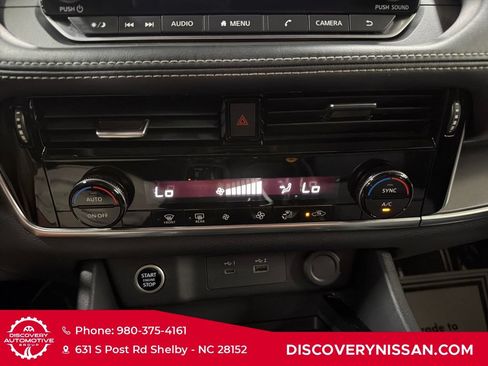 Certified 2023 Nissan Rogue SV FWD image 18