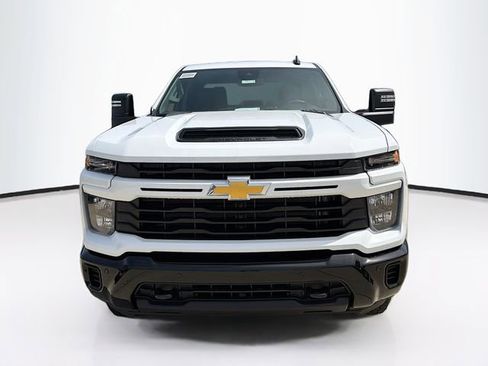 New 2026 Chevrolet Silverado 2500 Custom w/ Custom Value Package AWD/4WD image 4