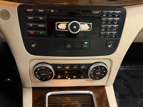 Used 2014 Mercedes-Benz GLK 350 2WD image 34