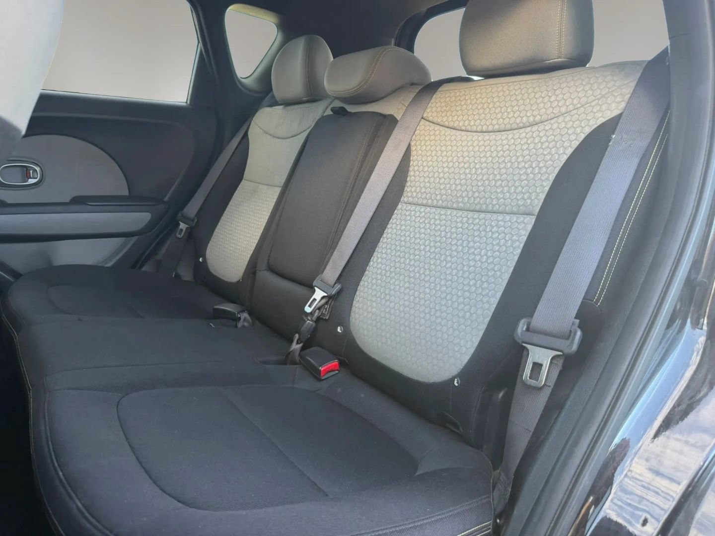 Used 2014 Kia Soul + FWD image 13