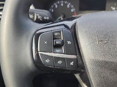 Used 2022 Ford Escape SE w/ SE Sport Appearance Package image 21