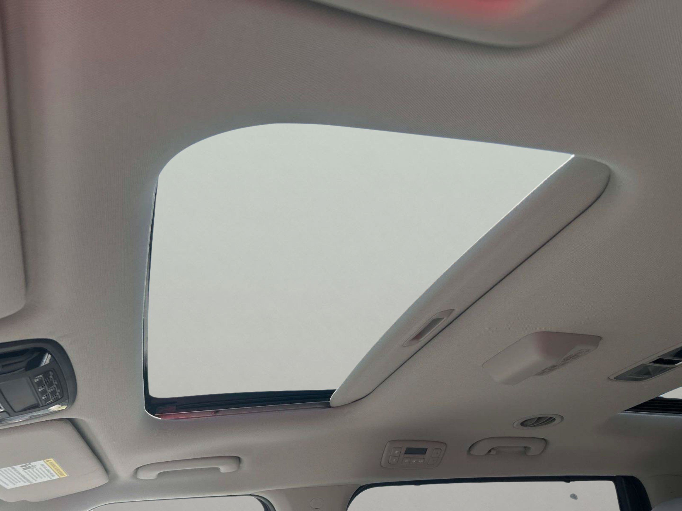 New 2027 Kia Carnival SX FWD image 25