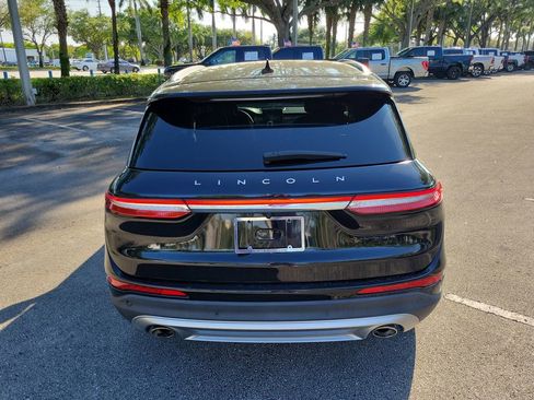 Certified 2022 Lincoln Corsair FWD image 6