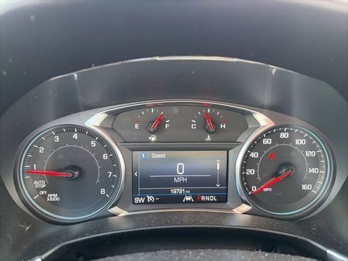 Used 2023 Chevrolet Equinox LT FWD image 13