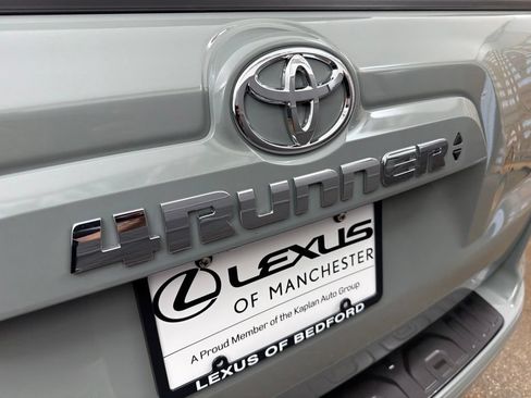 Used 2022 Toyota 4Runner TRD Sport AWD/4WD image 24