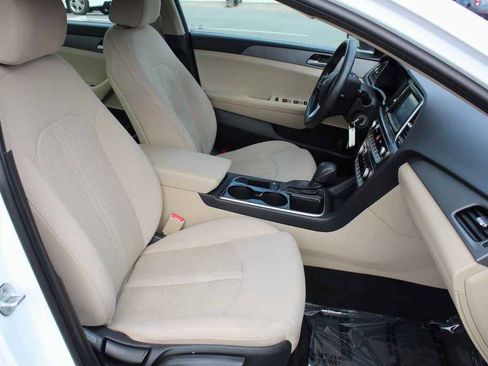 Used 2019 Hyundai Sonata SE FWD image 31