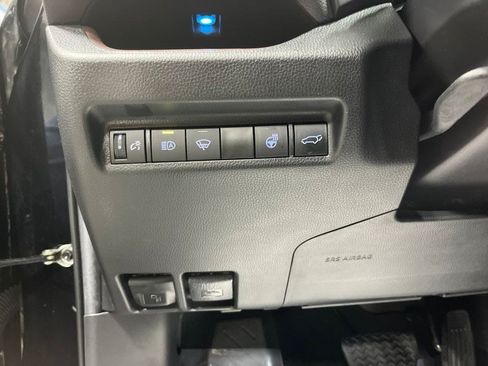 Used 2022 Toyota RAV4 Limited w/ Limited Grade Weather Package AWD/4WD image 15