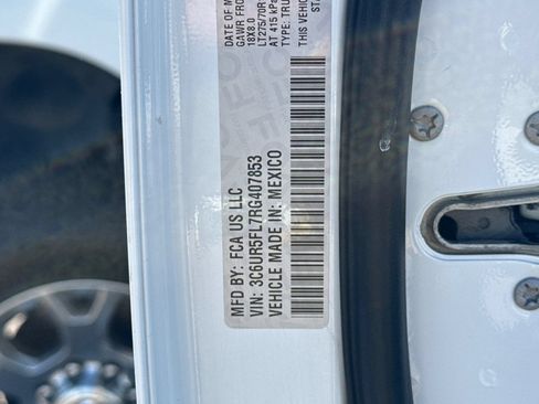 Used 2024 RAM 2500 Laramie w/ Safety Group AWD/4WD image 29