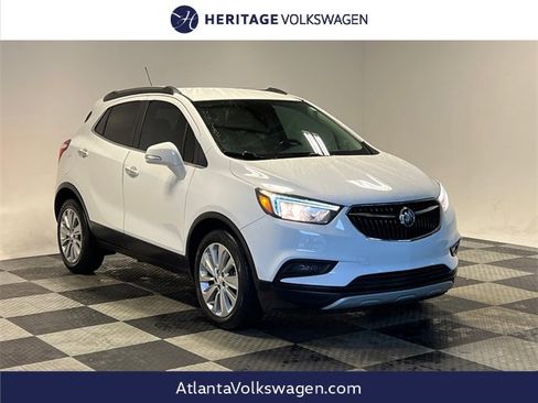 Used 2018 Buick Encore Preferred image 1