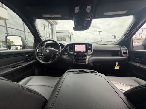 New 2026 RAM 3500 Tradesman AWD/4WD image 24
