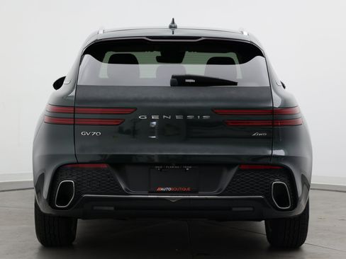 Used 2022 Genesis GV70 2.5T AWD/4WD image 7