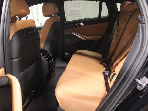 Used 2023 BMW X6 M50i w/ Parking Assistance Package image 14