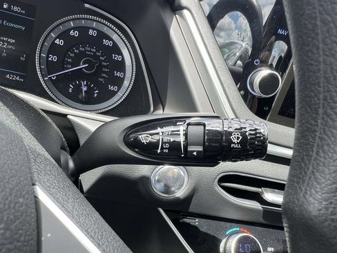 Certified 2023 Hyundai Sonata SEL w/ Preferred Accessory Package FWD image 23