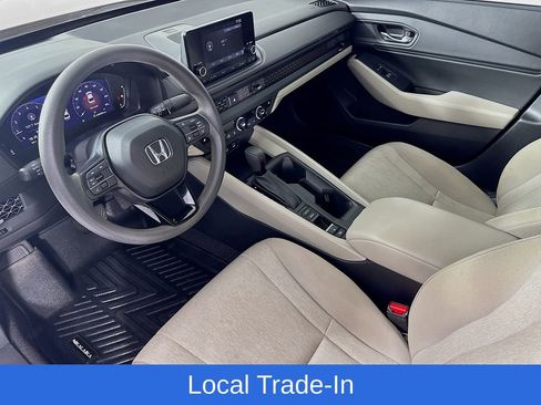 Used 2024 Honda Accord EX image 11