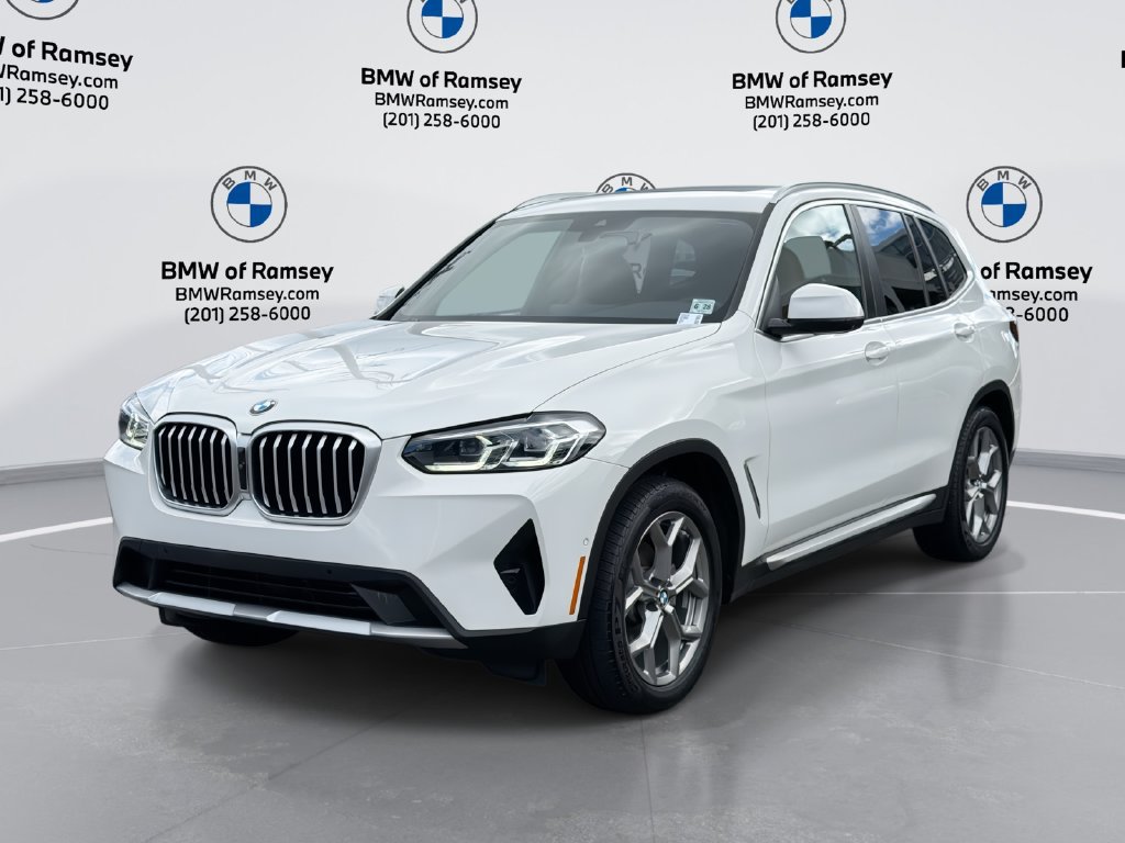 Used 2023 BMW X3 xDrive30i w/ Premium Package AWD/4WD image 1