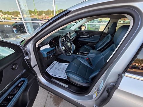 Used 2020 Lincoln Corsair Reserve w/ Equipment Group 202A image 22