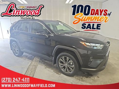 Used 2025 Toyota RAV4 XLE Premium w/ Weather Package AWD/4WD image 1