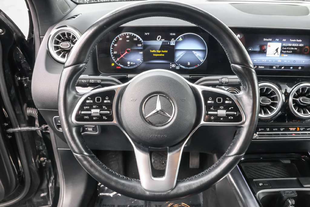 Used 2023 Mercedes-Benz GLA 250 4MATIC image 17