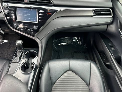 Used 2019 Toyota Camry SE image 28