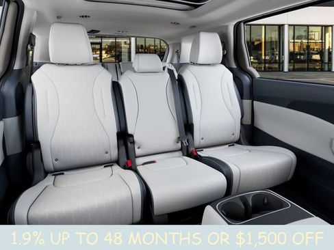 New 2026 Kia Carnival SX FWD image 18