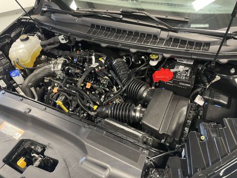 Used 2024 Ford Edge ST w/ Equipment Group 401A image 37