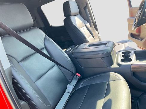 Used 2021 Chevrolet Silverado 1500 LT Trail Boss w/ Convenience Package II AWD/4WD image 29