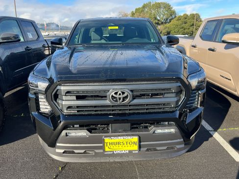 New 2026 Toyota Tacoma SR5 image 2