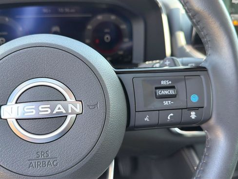 Used 2023 Nissan Rogue Platinum AWD/4WD image 22