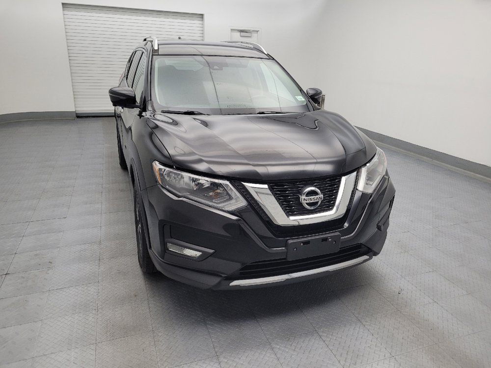 Used 2017 Nissan Rogue SL AWD/4WD image 14