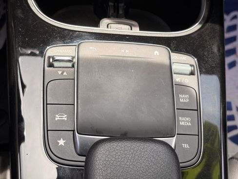 Used 2023 Mercedes-Benz CLA 250 4MATIC image 25
